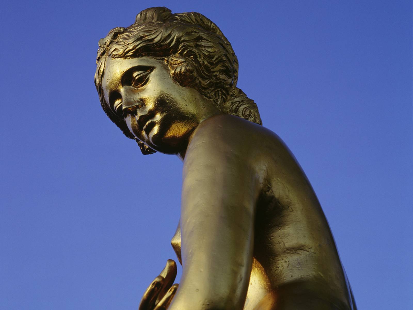 Goldene Figur