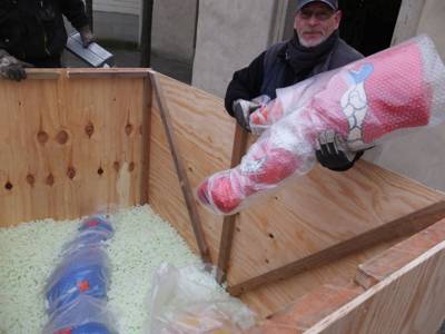 Verpacken der Grottenfiguren