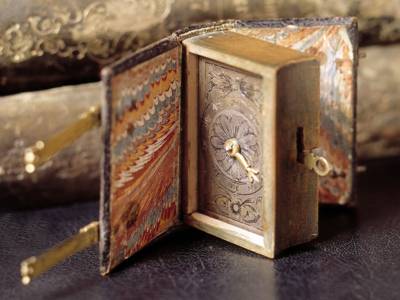 Schrittzähler von Leibniz in Buchform