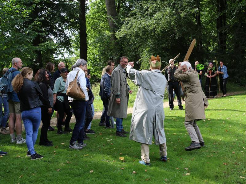 Menschen spielen Shakespeare