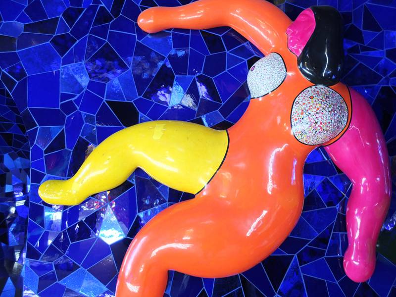 Figur in der Grotte