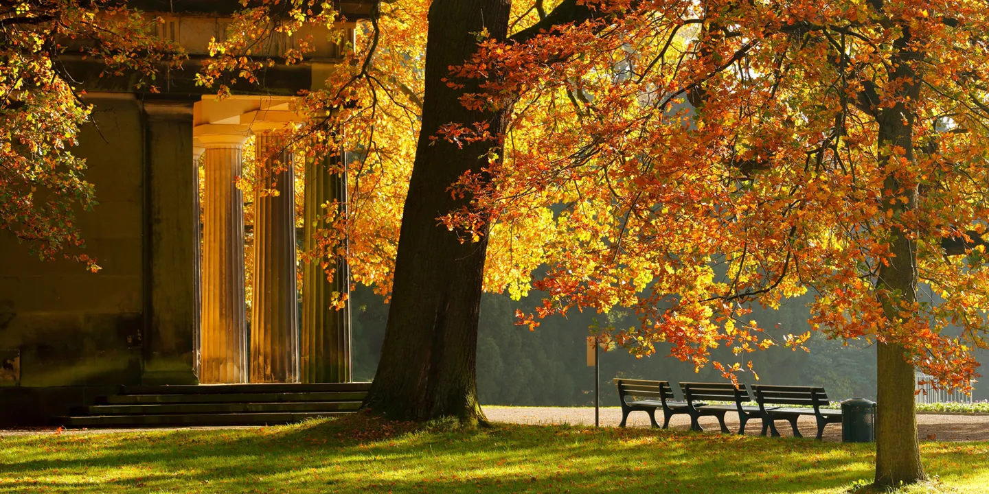 Mausoleum im Berggarten